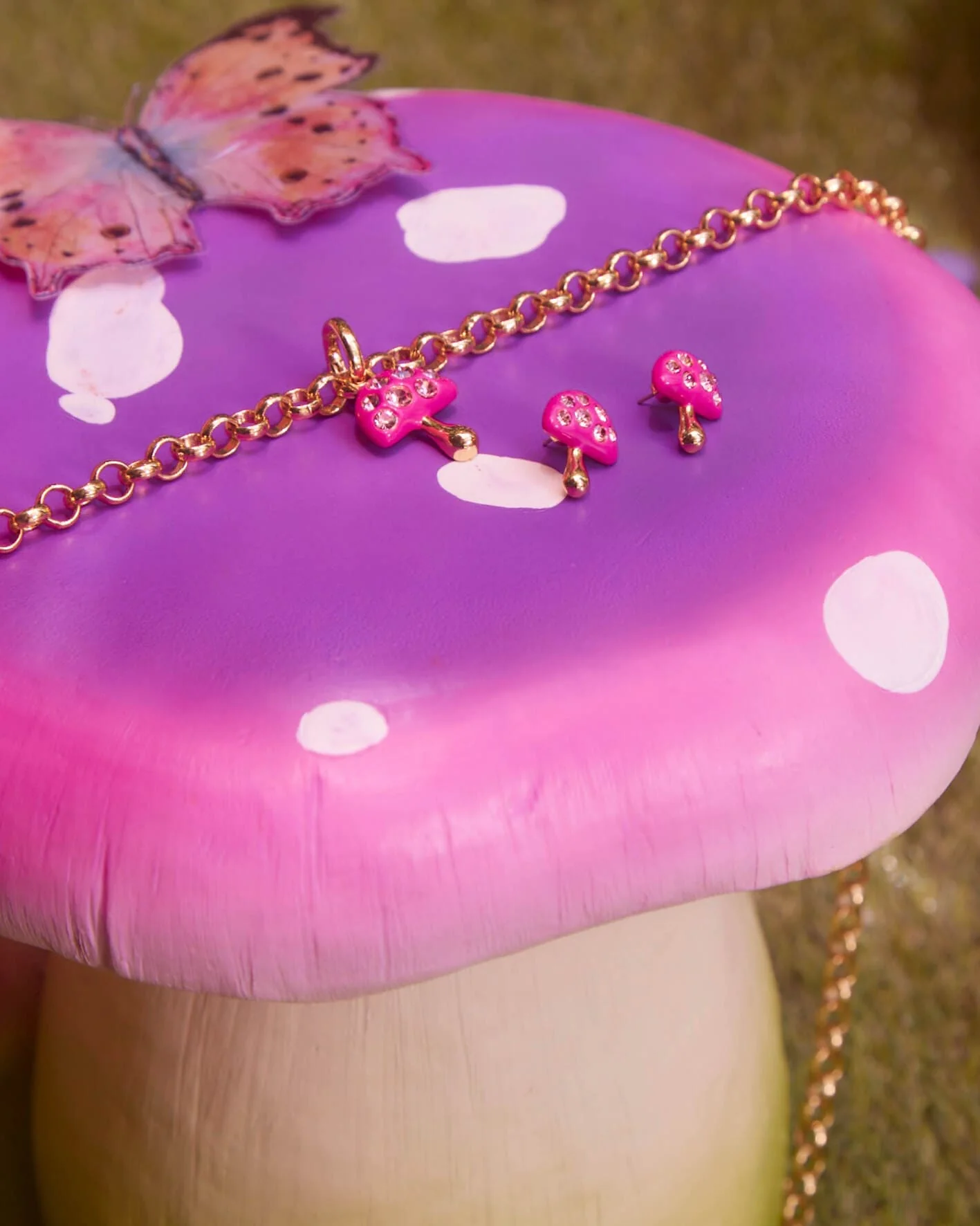 MUSHROOM MAGIC STUDS - Image 5