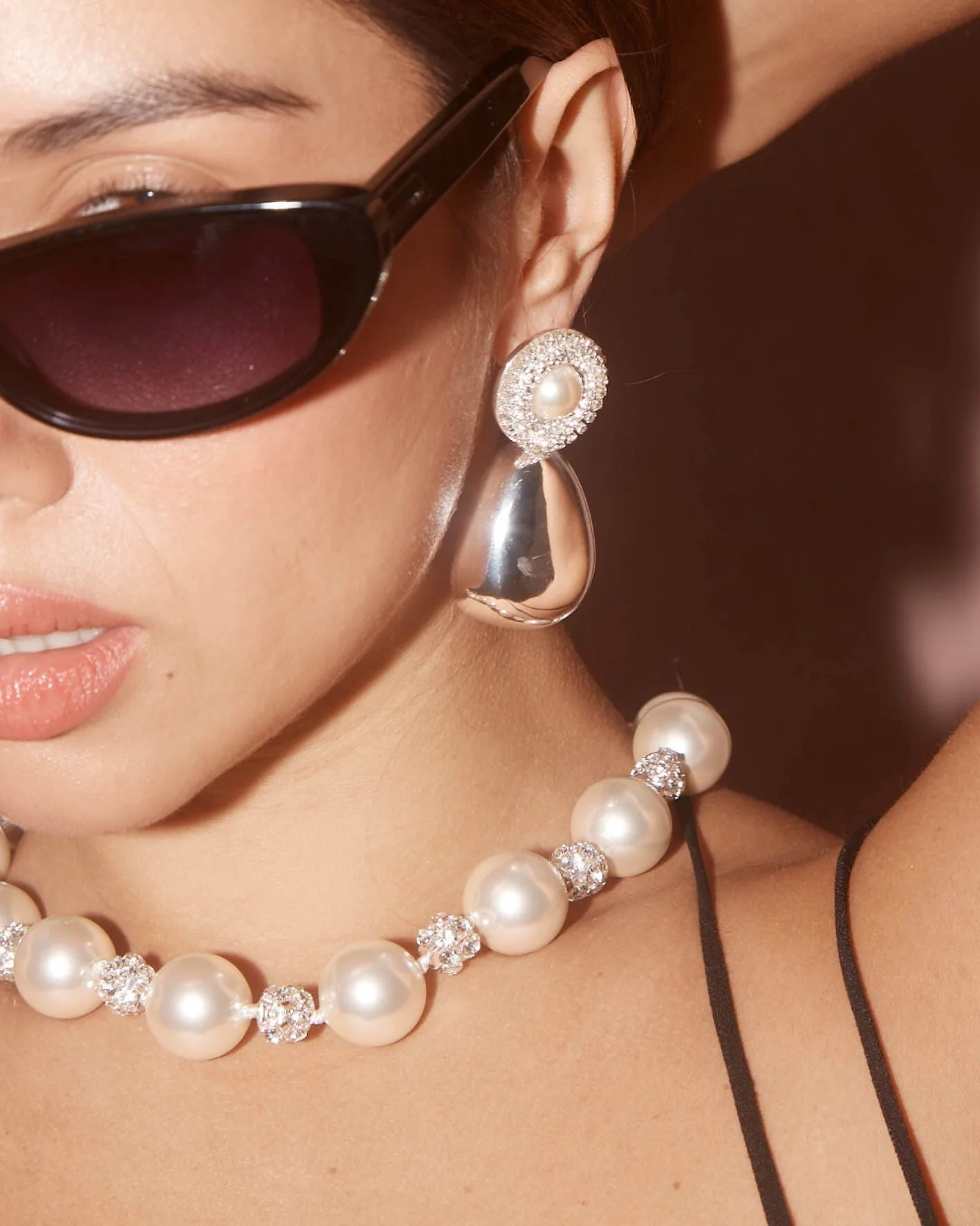 PILLS 'N PEARLS EXTRA AF EARRINGS - Image 3
