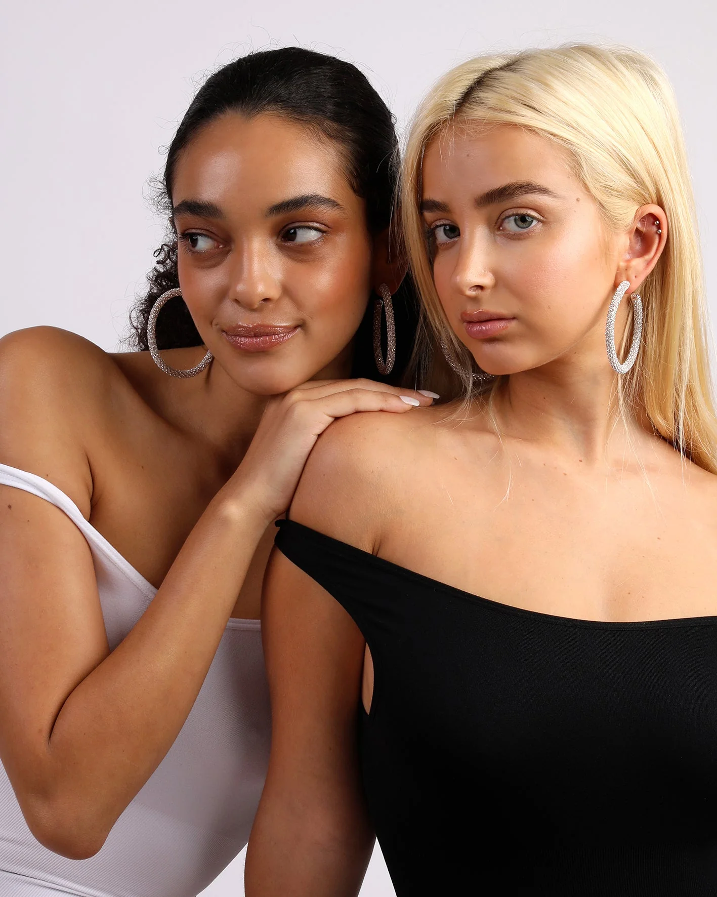 WILD HOOPS - Image 4